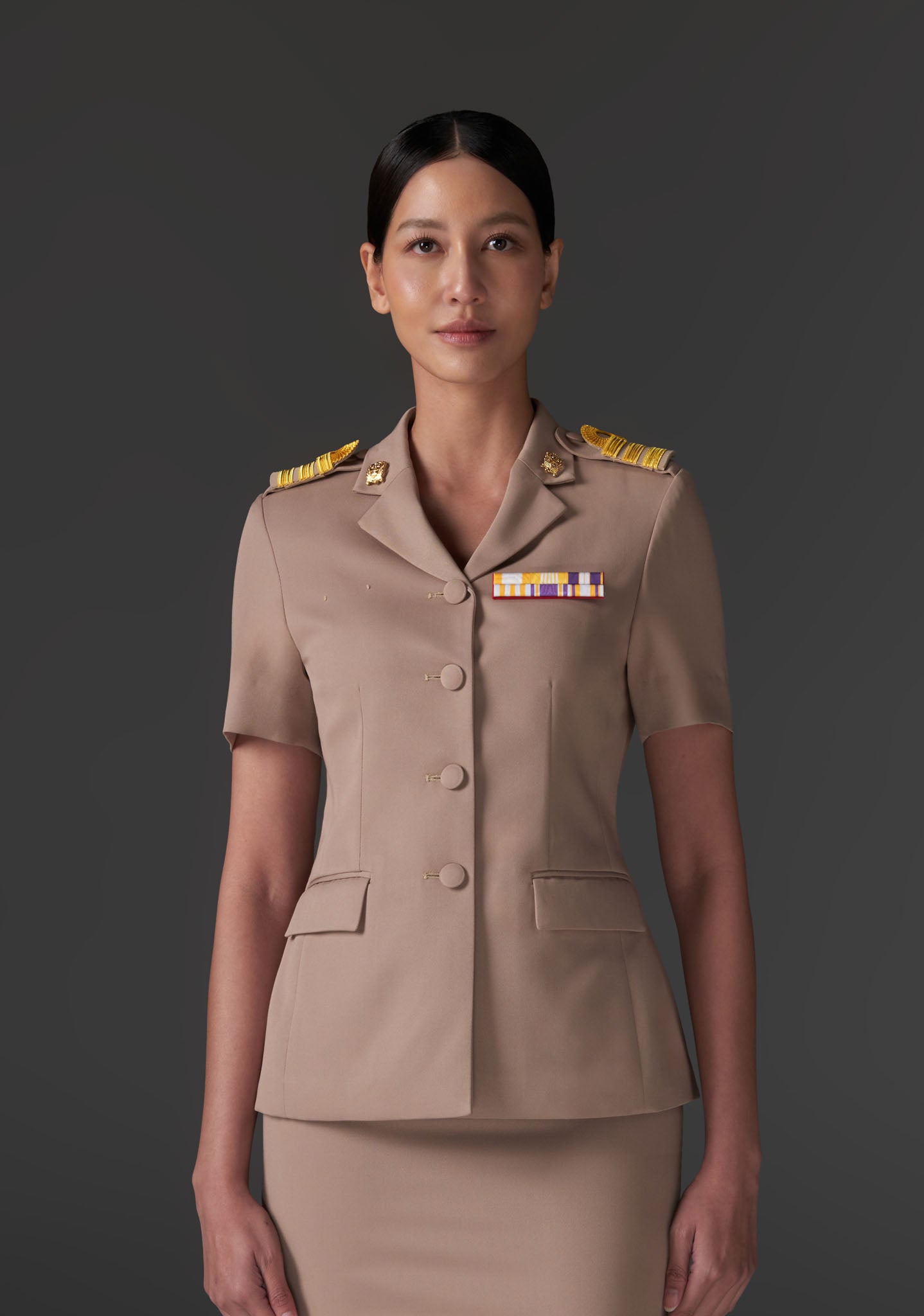 เสื้อตรวจการ ปล่อยนอก